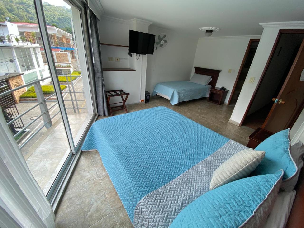 Juan De La Vega Hotell La Vega  Rum bild
